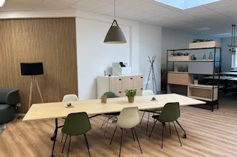 Coworking Bereich und Lounge im Rivvers Coworking Space Schmitten